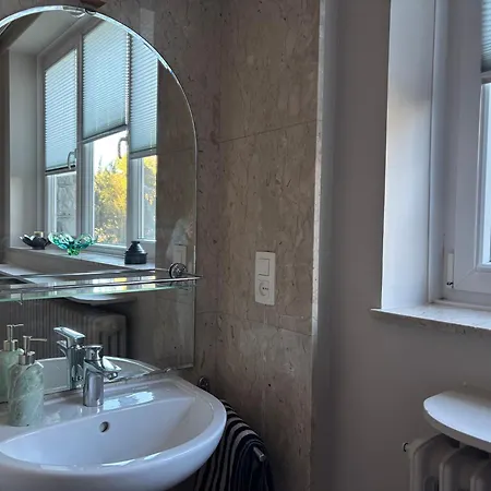 Aux Etangs Fleuris Bed and Breakfast Rochefort