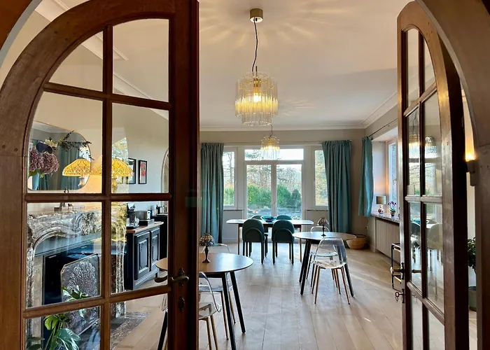 Aux Etangs Fleuris Bed & Breakfast