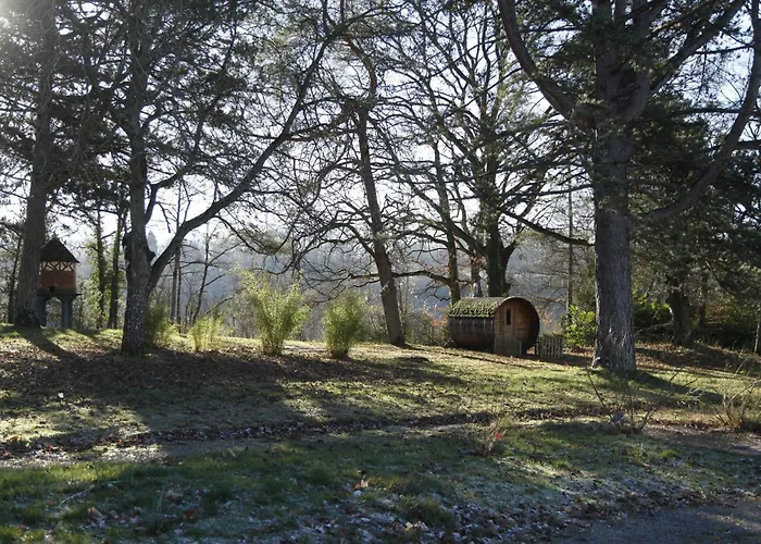 Aux Etangs Fleuris Bed & Breakfast 3*